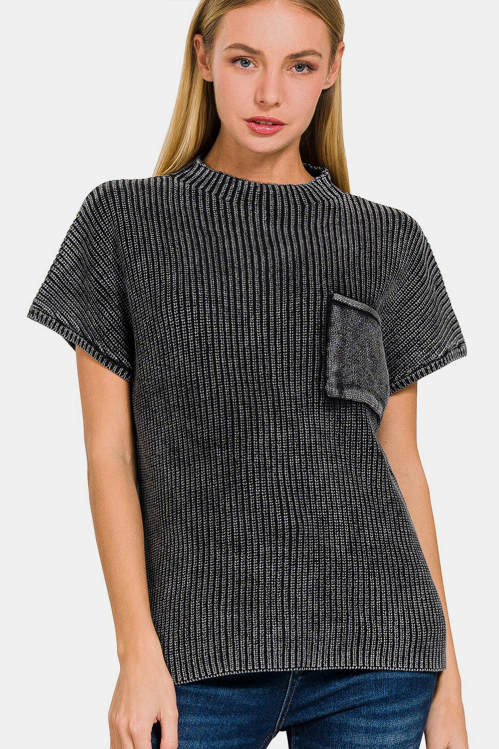 Washed Mock Neck Short Sleeve Sweater / BLACK
