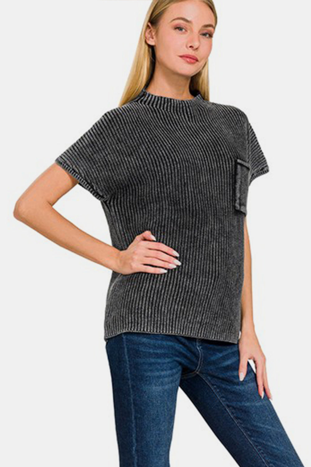 Washed Mock Neck Short Sleeve Sweater / BLACK