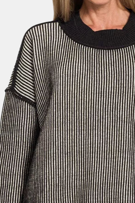 Exposed Seam Two Tone Long Sweater / BLACK