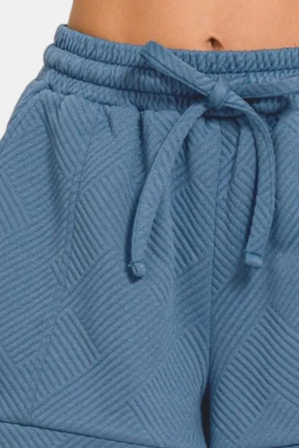 Textured Knit Jacquard Drawstring Shorts / DUSTY BLUE