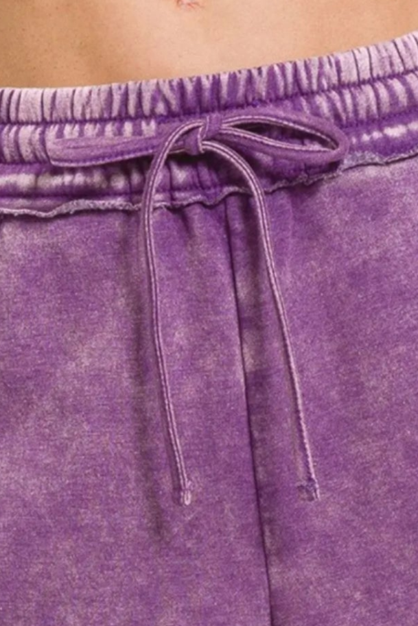 Acid Wash Fleece Drawstring Shorts With Pockets / VIOLET