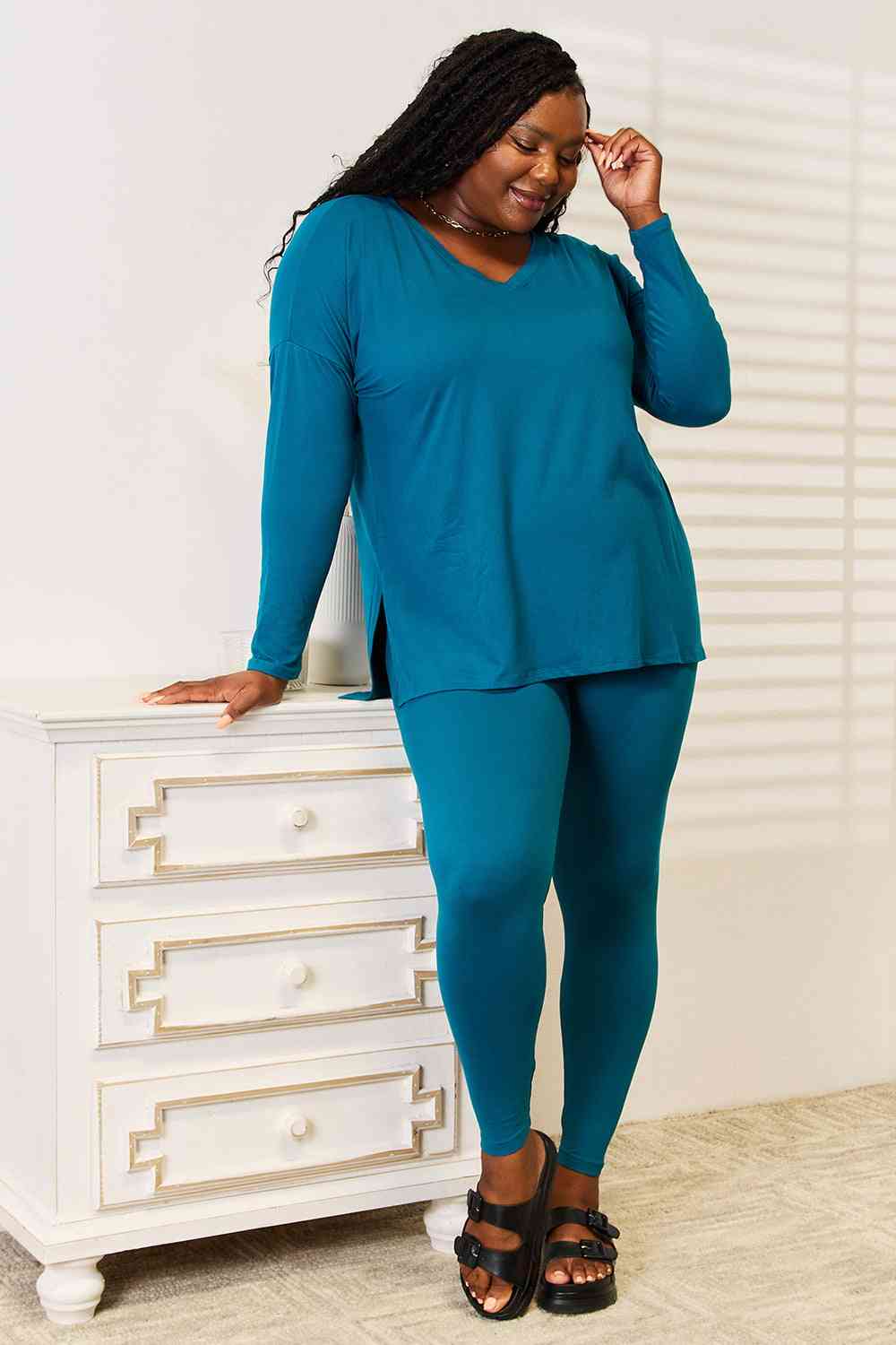 Brushed DTY Microfiber Loungewear Set (V-Neck Long Sleeve)