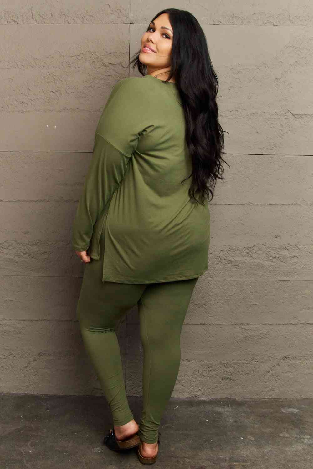 Brushed DTY Microfiber Loungewear Set (V-Neck Long Sleeve)