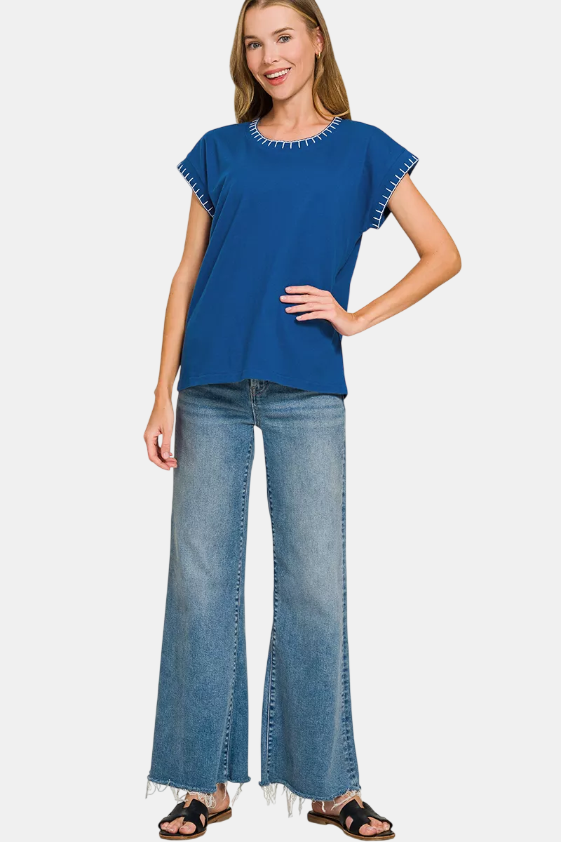 Stitch Detailed Oversized Top / BLACK