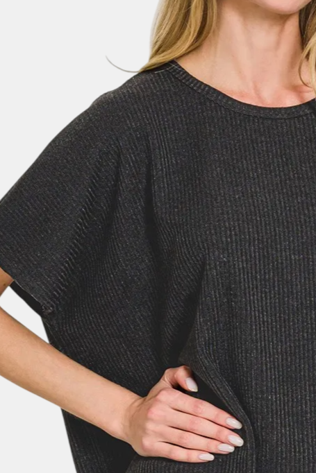 Ribbed Round-Neck Short-Sleeve Sweater / Black