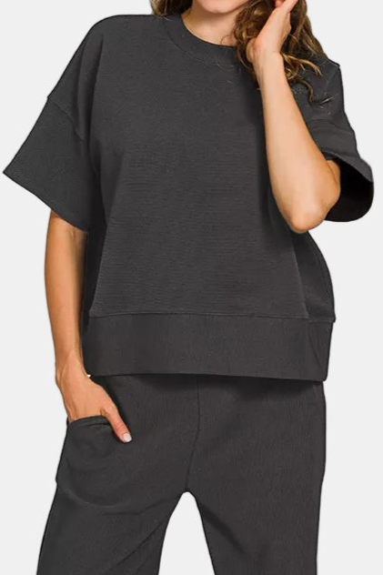 Ribbed Round Neck Tee & Pants Set / BLACK