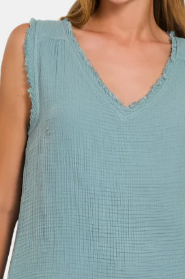 Double Gauze Raw Edge V-Neck Tank / BLUE GREY
