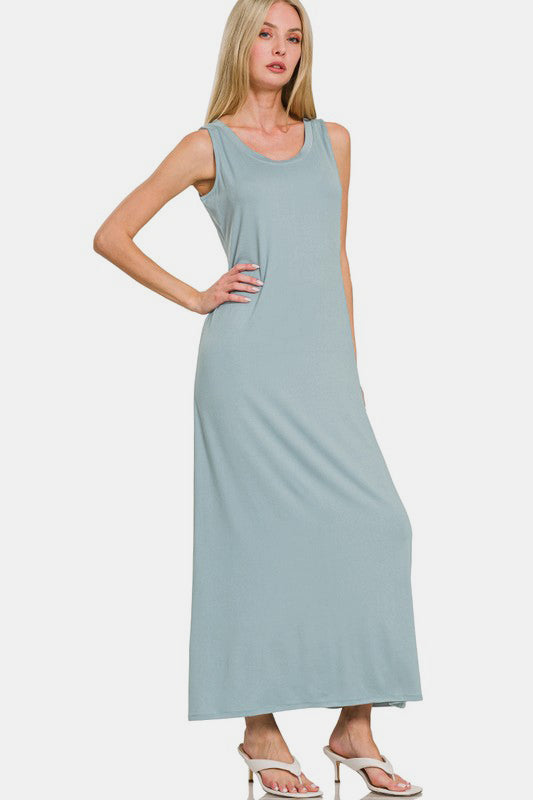 Sleeveless Flared Scoop Neck Maxi Dress