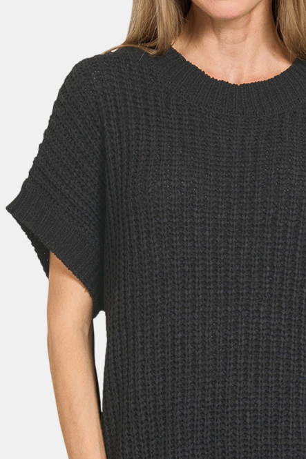 Short Sleeve Round Neck Sweater / BLACK
