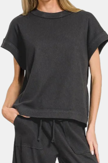 Ribbed Short Sleeve Tee & Pants Set / BLACK