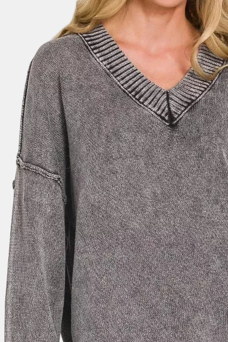 Washed Deep V-Neck Oversized Sweater / BLACK